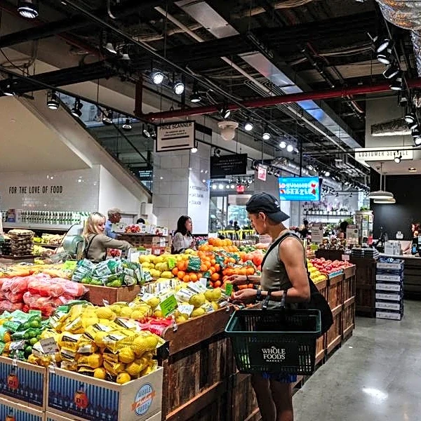 US PCE inflation firmer in April