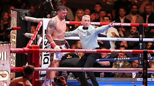 Boxing-Verhoeven wants an apology as well as a rematch with Usyk