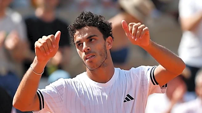Tennis-Elder Cerundolo sibling learns of brother's stunning Sinner upset mid-match