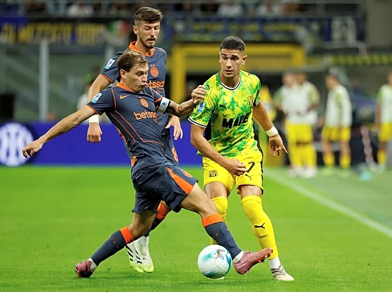 Soccer-Volpato makes late switch from Italy to Australia ahead of World Cup