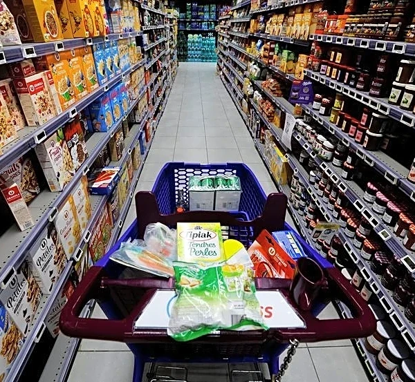 Top euro zone countries see Iran inflation fallout broaden in May