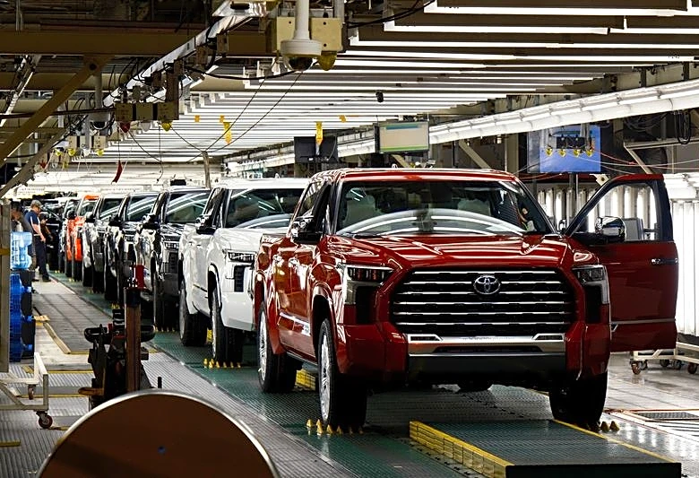 Trump administration wants to raise North American auto content to 82%, with half from US
