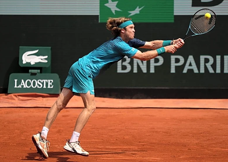 Tennis-Rublev's red mane grows on fans as results shift perception