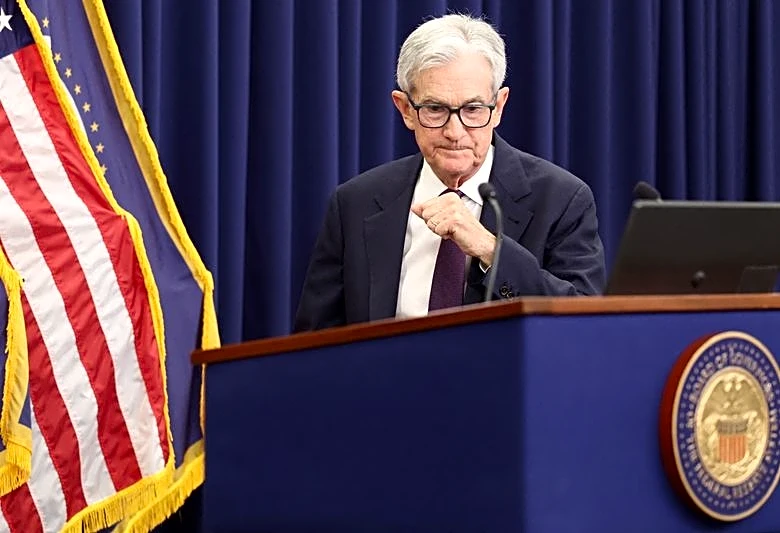 Fed's Powell warns that politicizing the Fed would cost public trust