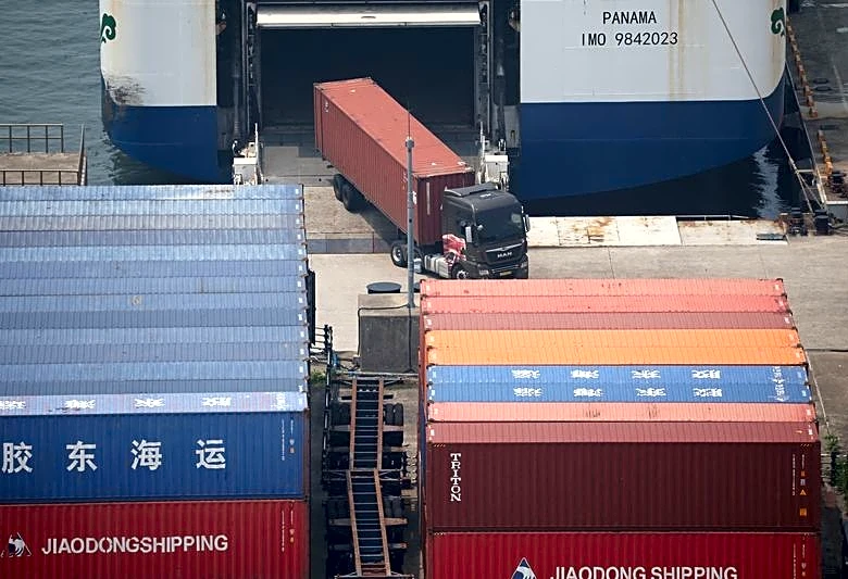 South Korea export growth hits four-decade high as chip sales hit record on AI boom