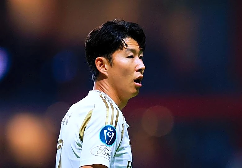 Soccer-Goals dry up for South Korea's favourite Son ahead of World Cup