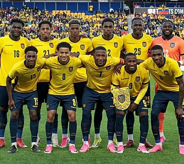 Soccer-Humble roots fuel Ecuador's World Cup hopes