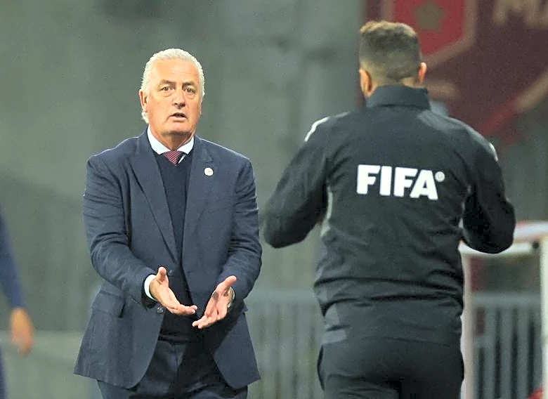 Soccer-Paraguay bank on Alfaro's psychology-driven approach at World Cup