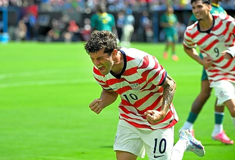 Soccer-US face defining World Cup on home soil