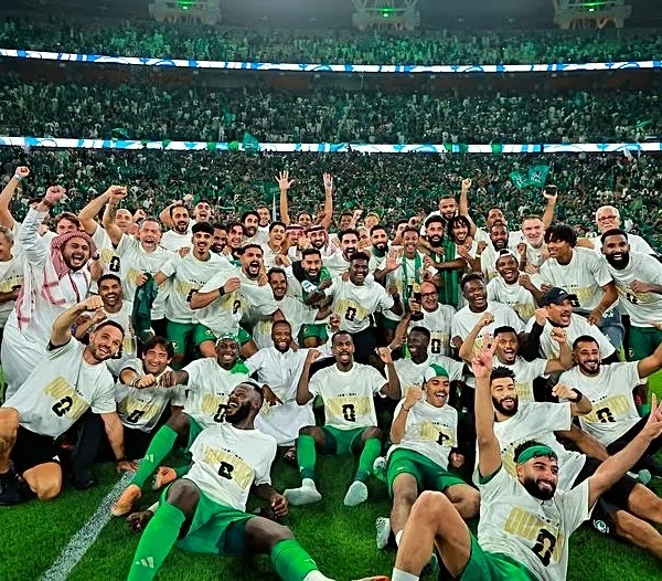 Soccer-Saudi Arabia's World Cup hopes clouded by late coaching change