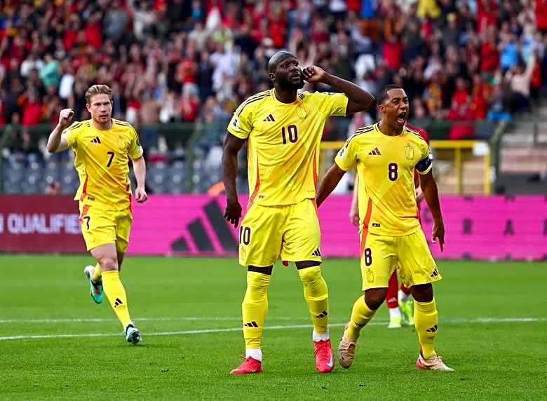 Soccer-Belgium's new generation no longer bear burden of expectation at World Cup