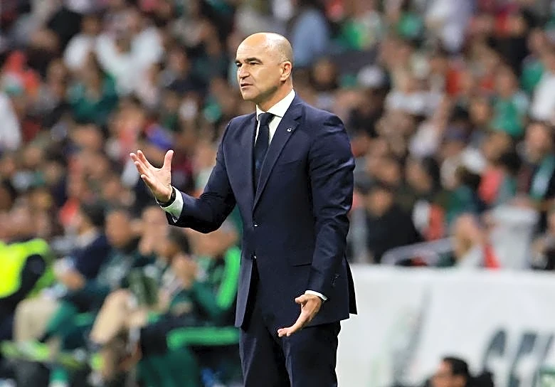 Soccer-Portugal carry hot streak and baggage into Ronaldo's sixth World Cup
