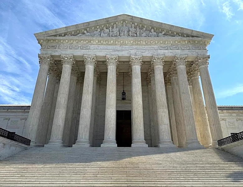 US Supreme Court clears way for Alabama to use pro-Republican voting map