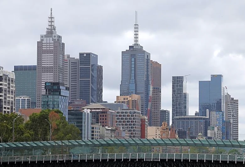 Australia Q1 economic growth slows on trade drag, domestic demand still hot