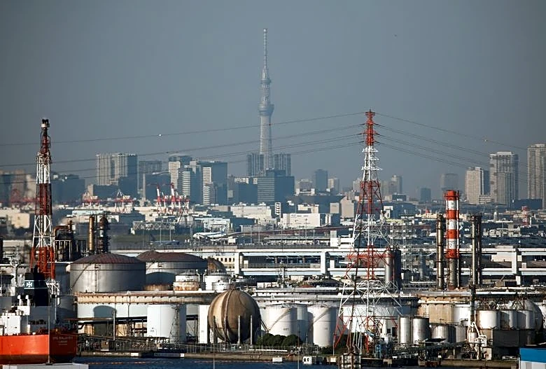 OECD says protracted war could drag on global growth, push up inflation