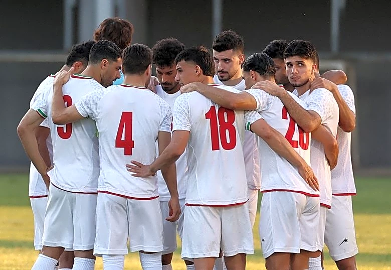 Soccer-Iran to play World Cup warm-up behind closed doors, head to Mexico on Saturday