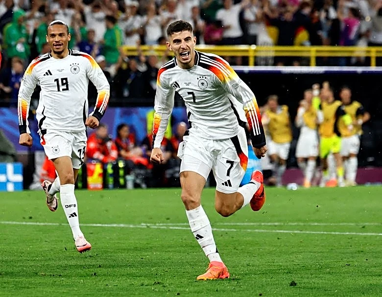 Soccer-Havertz embraces 'good problem' of Germany's forward firepower ahead of World Cup