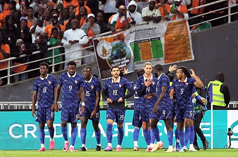 Soccer-France brush off Ivory Coast loss, call it timely World Cup reminder