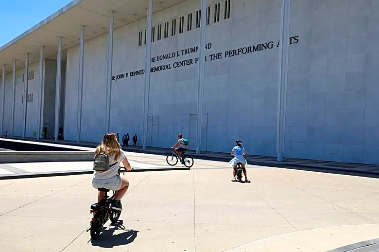 Kennedy Center to remove Trump name after court decision