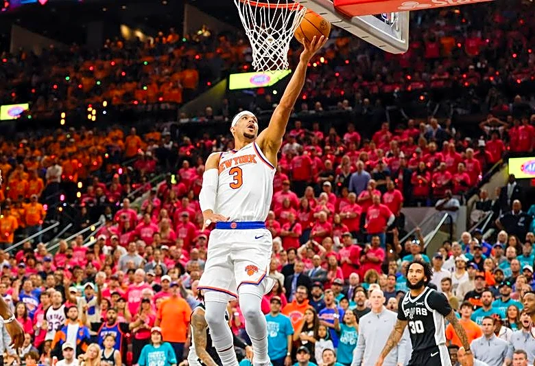 Josh Hart, Knicks present unique challenge for Spurs in Game 2