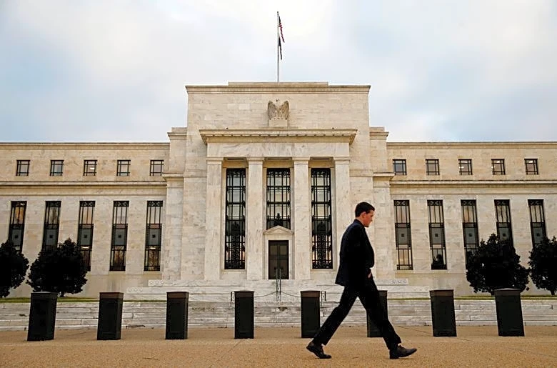 US rate futures lift rate hike odds in December after strong jobs report