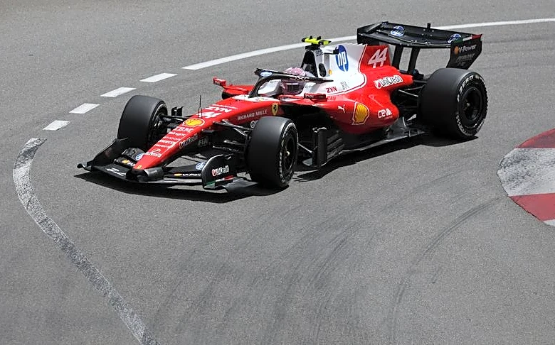 Motor racing-Ferrari set pace in first practice for Monaco Grand Prix