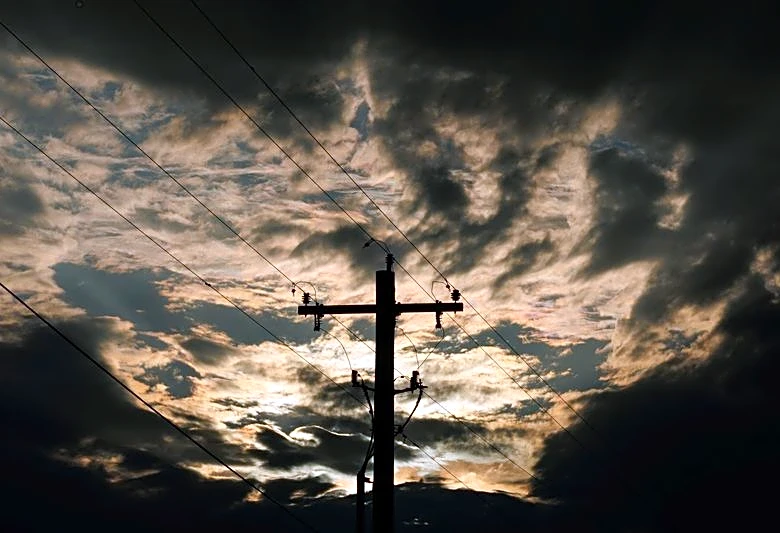 Texas grid flags risks as data centers, crypto sites fail voltage tests