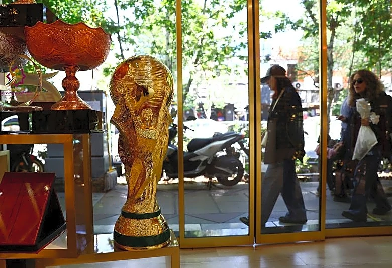 Soccer-Iran World Cup players granted visas to enter the US, says White House official