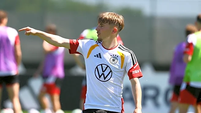 Soccer-Germany teenager Karl injured in training, says Germany coach Nagelsmann