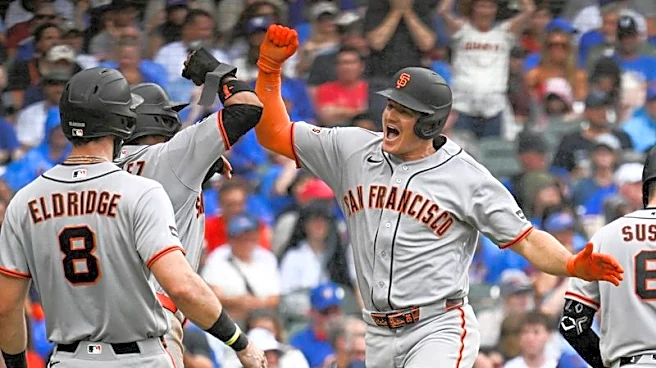 MLB roundup: Giants jack 7 homers, demolish Cubs