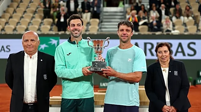 Tennis-Granollers and Zeballos retain French Open men's doubles title