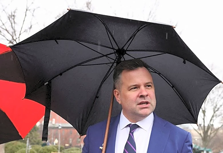 US lawmakers warn Pulte appointment could thwart surveillance law's renewal