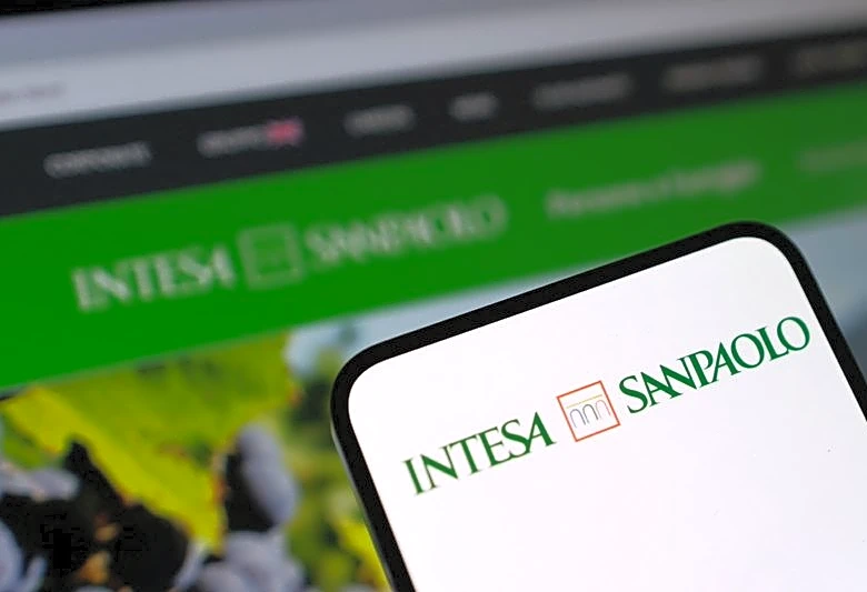 Italy's top bank Intesa launches unsolicited $35 billion bid for Monte dei Paschi