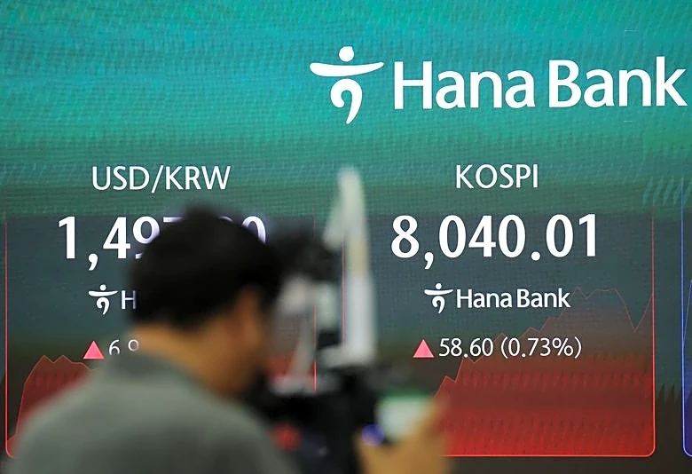 South Korea's KOSPI craters nearly 9% as Fed fears hammer tech stocks