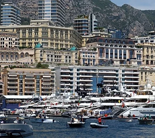 Private jet market defies Iran war gloom as rich flock to Monaco GP, Cannes