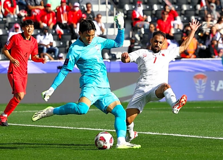 Soccer-South Korea’s Kim hopes World Cup results make up for missing daughter’s birth