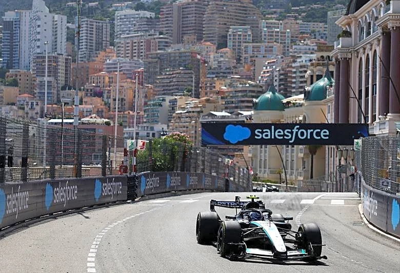Motor racing-Title to lose? Antonelli set for F1 history either way