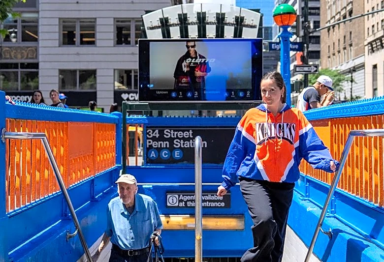 Pedestrian traffic restricted in Midtown Manhattan as Trump's NBA Finals trip spurs intense security
