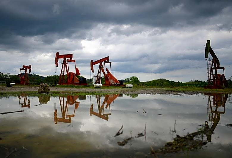 Oil rises slightly as investors await clarity after Iran-Israel halt attacks