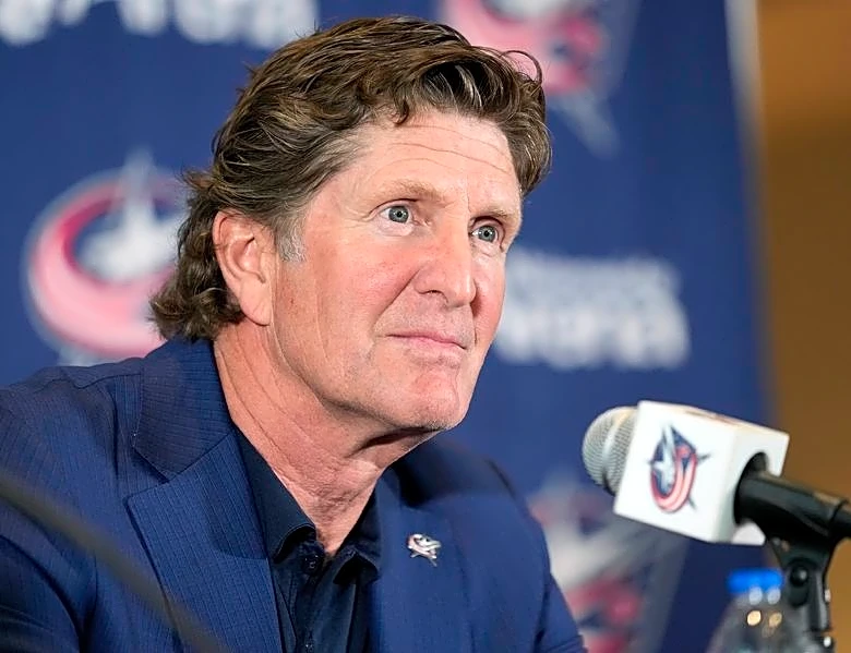 Reports: Oilers eyeing Mike Babcock as next coach