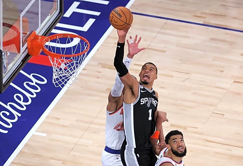 Victor Wembanyama pours in 32 as Spurs halve Knicks' edge in Finals