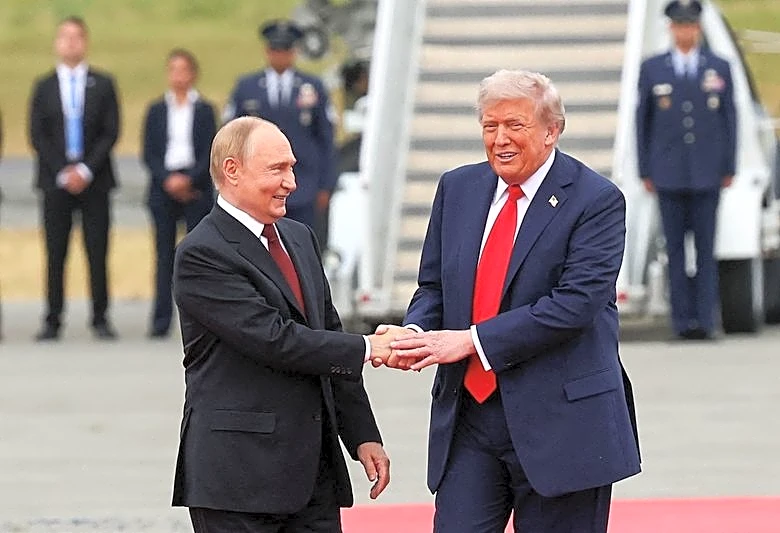 Kremlin says no plans for Putin-Trump call, no dates for U.S. envoys' Russia visit