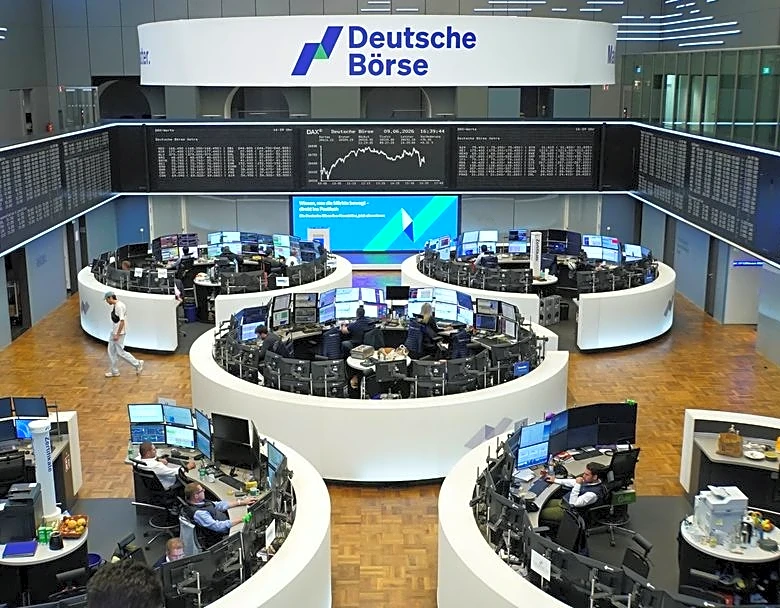 European shares steady as investors cling to Mideast peace hopes