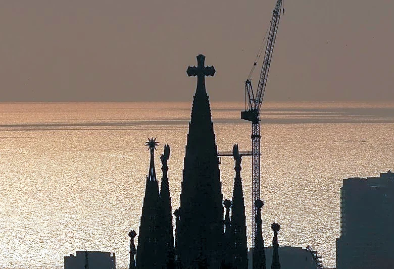 With Pope Leo's blessing, Barcelona's Sagrada Familia reaches new heights