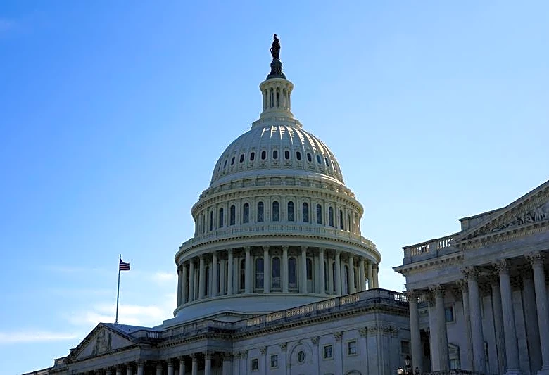 US May budget deficit shrinks but customs collections turn negative due to tariff refunds