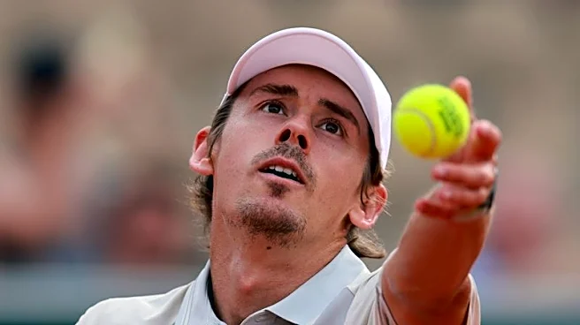 Alex de Minaur notches victory at ‘s-Hertogenbosch