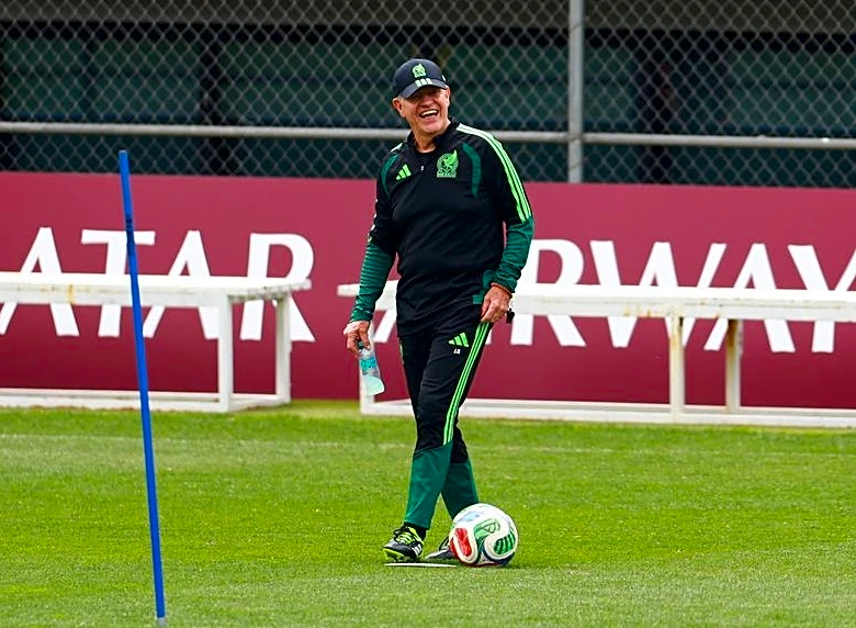Soccer-Aguirre relives 1986 memories as Mexico prepare for World Cup opener