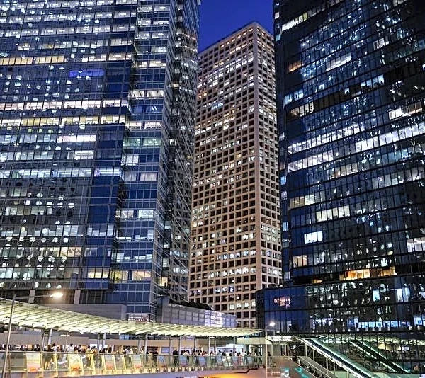 Analysis-Beijing's investment clampdown clouds outlook for Hong Kong banks, insurers