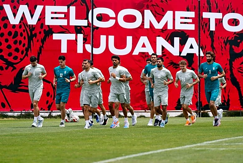Soccer-Iran players conduct first open practice at Tijuana camp