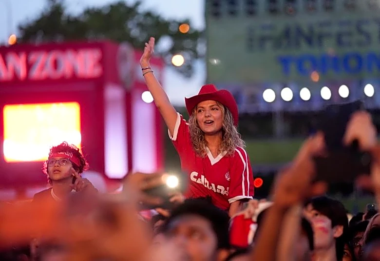 Soccer-'Cheap flights and a pint': Toronto welcomes World Cup fans despite lower profile matches